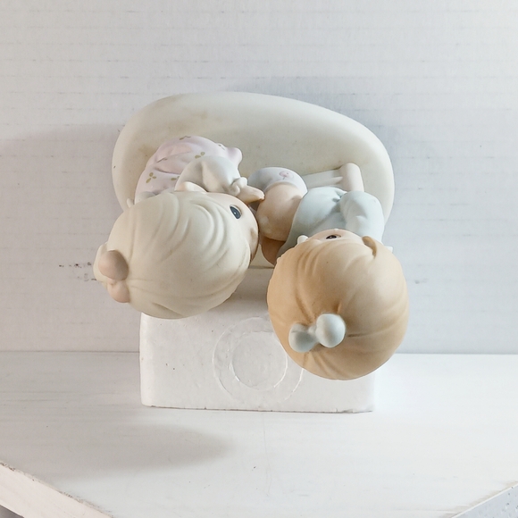 Precious Moments "You Are Always There For Me" 1995 - Picture 7 of 10